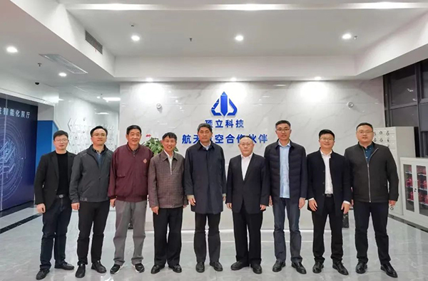 校企合作促发展——AG恒峰科技与江西理工大学签署人才联合培养合作协议 (2).jpg 校企合作促发展——AG恒峰科技与江西理工大学签署人才联合培养合作协议 (2).jpg